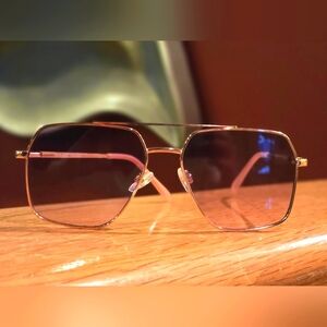 Foster Grant Sunglasses NWOT